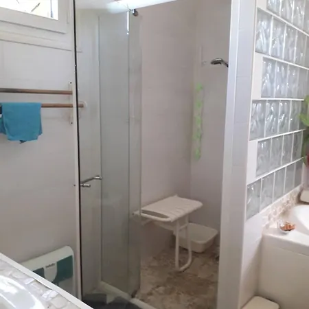 Le Pre A Ou B Habitación en casa particular